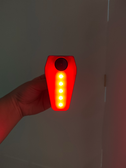 Cámara con luz trasera para bicicletas